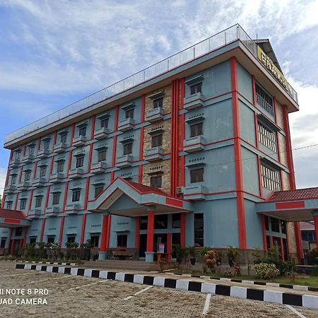 Hotel Pilar Mosa Muarawahau Ngoại thất bức ảnh